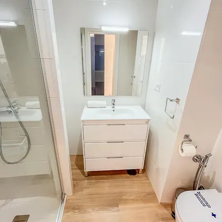 Skol 231 - At Skol Building In Centre With Sea Views * Marbella