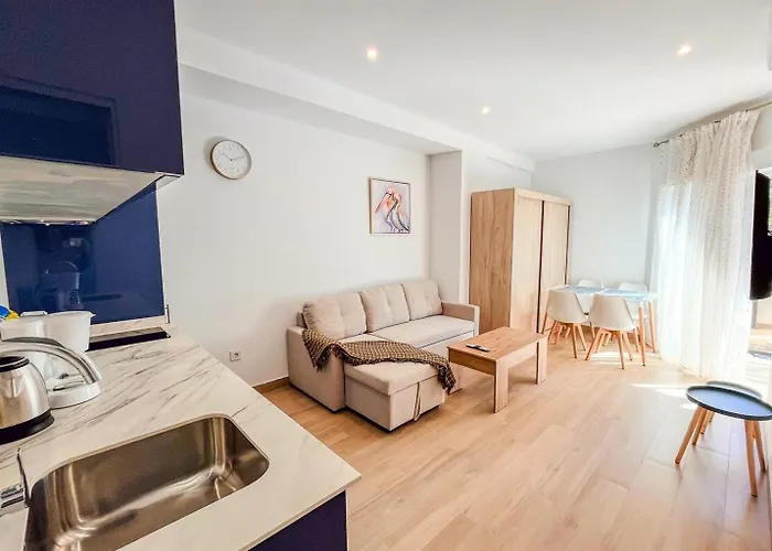 Διαμέρισμα Skol 231 - At Skol Building In Centre With Sea Views