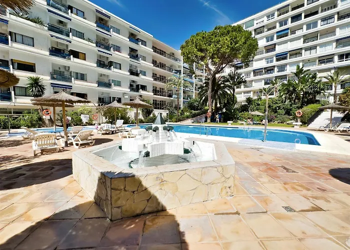 Skol 231 - At Skol Building In Centre With Sea Views * Μαρμπέλλα